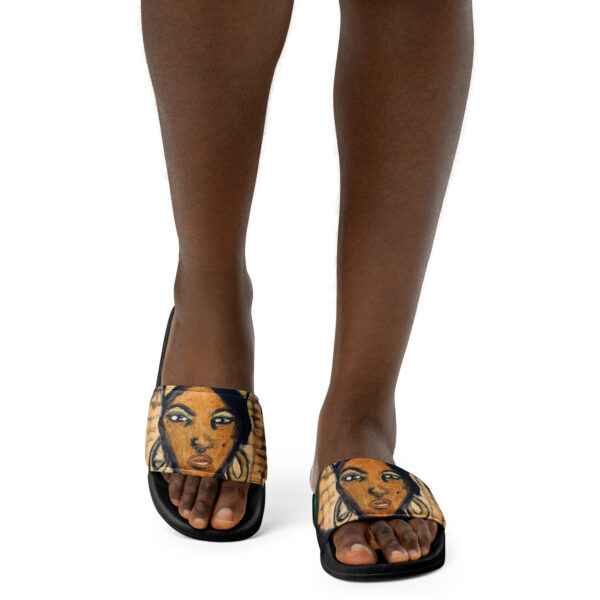 Queen Women’s slides