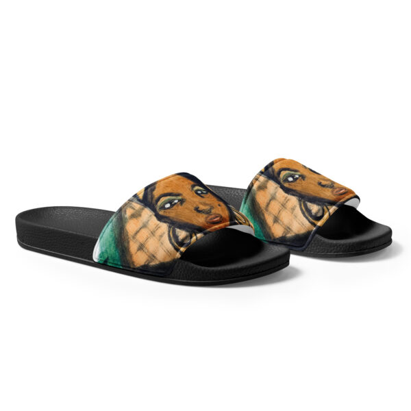 Queen Women’s slides