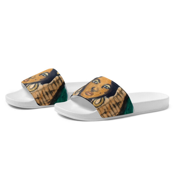 Queen Women’s slides