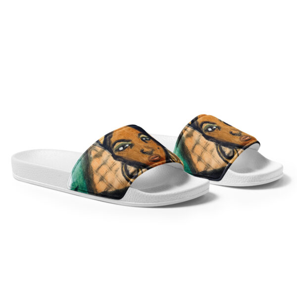Queen Women’s slides
